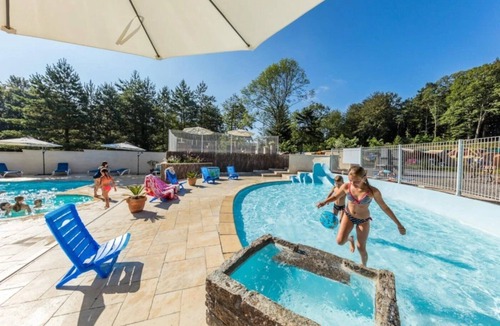 Le Bez House | ZEcamping 3* pataugeoire piscine locatif LV 34m2 4 pers