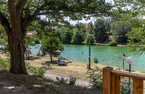 Vinca House | ZEcamping 3* pet friendly cottage TV clim 30m2 6 pers