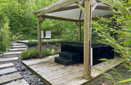 Port-le-Grand House | ZEcamping 3* piscine chauffée jacuzzi locatif TV 18m2 2 pers