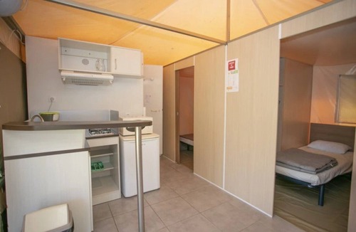 Mazeres House | ZEcamping 3* piscine animaux acceptés locatif BBQ 25m2 5 pers