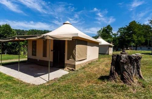 Mazeres House | ZEcamping 3* piscine animaux acceptés locatif BBQ 25m2 5 pers