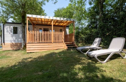 Verruyes House | ZEcamping 3* piscine chauffée hammam sauna mobil-home TV LV 49m2
