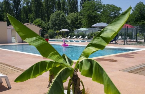 Mazeres Ski Chalet | ZEcamping 3* piscine chalet BBQ clim 30m2 4 pers