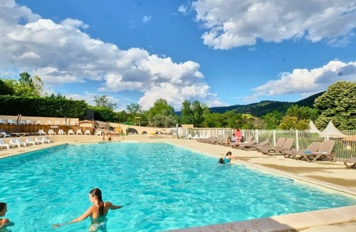Lussas House | ZEcamping 3* piscine chauffée club enfant locatif clim 24m2 5 pers