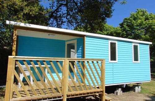Avrille House | ZEcamping 3* piscine couverte animations locatif TV 24m2 4 pers