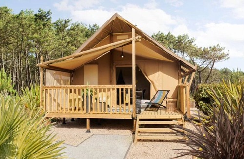 Montgeard House | ZEcamping 3* piscine dog friendly animations locatif 26m2 4 pers