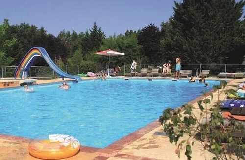 Devillac House | ZEcamping 3* piscine pet friendly locatif BBQ 55m2 4 pers