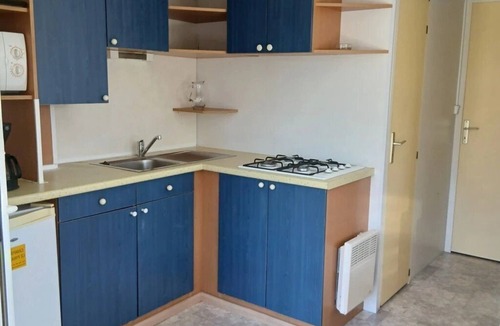Fabrezan House | ZEcamping 3* toboggans animations locatif BBQ 22m2 5 pers