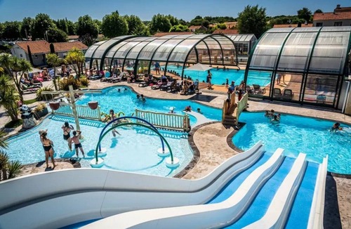 Olonne-sur-Mer House | ZEcamping 4* à 3km de la plage club enfant piscine couverte animations