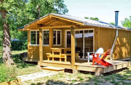 Albi Ski Chalet | ZEcamping 4 étoiles animé espace aquatique chalet LV BBQ 40m2 6 pers