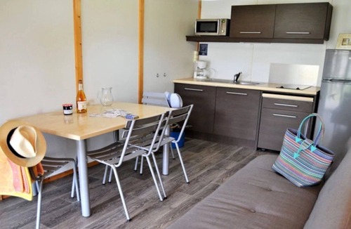 Caro Ski Chalet | ZEcamping 4 étoiles animé piscine couverte locatif TV 35m2 5 pers