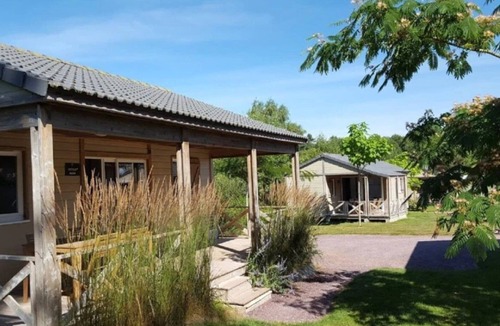 Caro Ski Chalet | ZEcamping 4 étoiles animé piscine couverte locatif TV 35m2 5 pers