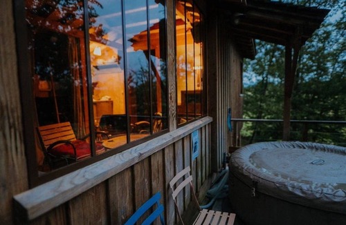 Estipouy Cabin | ZEcamping 4 étoiles familial piscine chauffée locatif BBQ 29m2