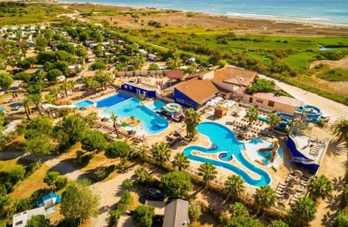 Torreilles House | ZEcamping 4 étoiles piscine 500m plage animations locatif clim 28m2