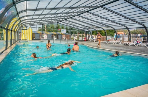 Ambon House | ZEcamping 4 étoiles - parc aquatique - 300m de la plage