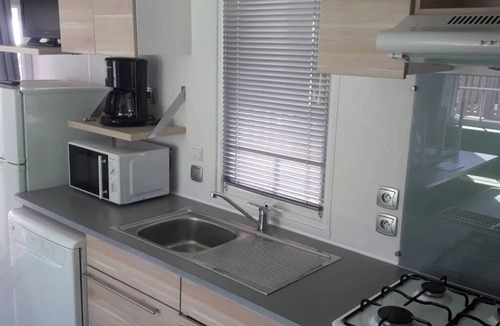 Foix House | ZEcamping 4 étoiles pataugeoire chiens acceptés locatif TV LV 40m2