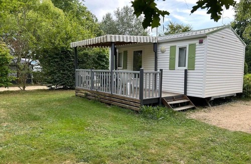 Apremont House | ZEcamping 4 étoiles piscine couverte dog friendly jacuzzi locatif BBQ
