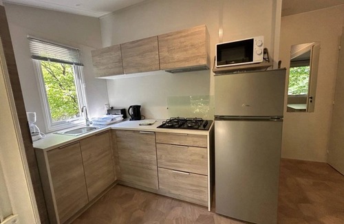 Apremont House | ZEcamping 4 étoiles piscine couverte chiens acceptés locatif BBQ 20m2