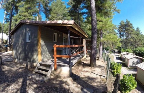 Ucel Ski Chalet | ZEcamping 4 étoiles piscine chauffée toboggans locatif 21m2 4 pers