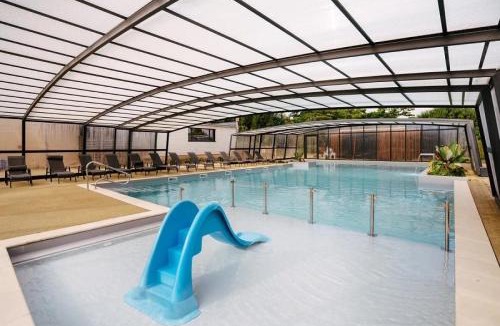 Caro Other | ZEcamping 4 animé avec piscine couverte