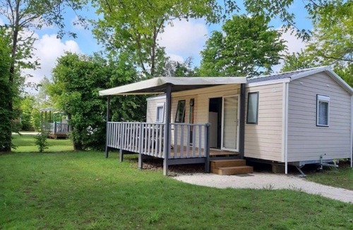 Apremont House | ZEcamping 4* animaux acceptés bain à remous sauna et solarium