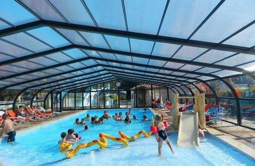 Challans House | ZEcamping 4* espace aquatique locatif TV LV clim 40m2