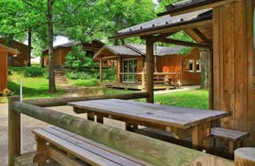 Albi Ski Chalet | ZEcamping 4* familial espace aquatique chiens acceptés locatif LV BBQ