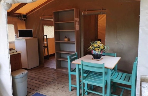 Challans House | ZEcamping 4* familial pet friendly restaurant et espace aquatique