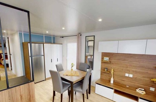 Gastes House | ZEcamping 4* familial piscine couverte animaux acceptés locatif clim