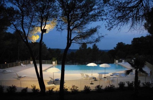 Castelnau-de-Guers House | ZEcamping 4* piscine mobil-home TV clim 32m2 6 pers