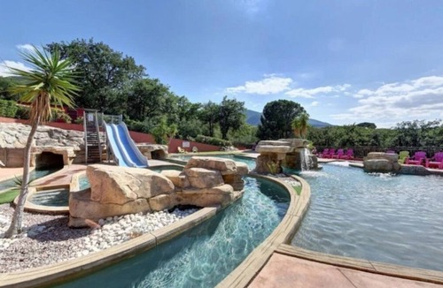 Laroque-des-Alberes House | ZEcamping 4 étoiles familial avec piscine couverte
