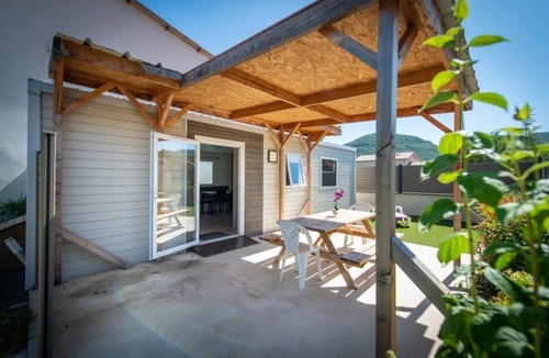 Saint-Rome-de-Tarn House | ZEcamping 4* animé piscine pet friendly locatif TV clim 34m2 4 pers
