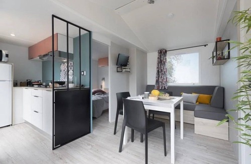 Saint-Rome-de-Tarn House | ZEcamping 4* familial animaux acceptés animé équitation