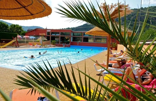 Saint-Rome-de-Tarn House | ZEcamping 4* familial piscine pet friendly chalet TV BBQ clim 45m2
