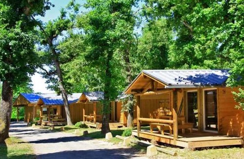 Albi Ski Chalet | ZEcamping 4* parc aquatique animations locatif LV BBQ 30m2 4 pers