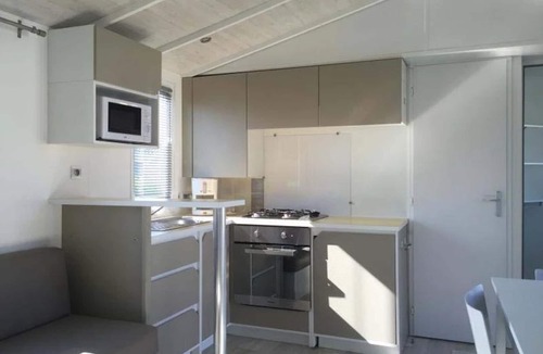 Beauvoir-Wavans House | ZEcamping 4* piscine couverte piscine chauffée pet friendly locatif TV