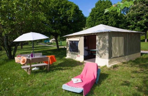 Ucel House | ZEcamping 4* piscine chauffée toboggans animaux acceptés locatif 20m2