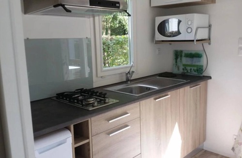 Jumieges House | ZEcamping 4* piscine couverte piscine chauffée mobil-home TV 24m2