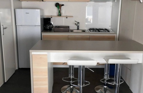Angles House | ZEcamping 4* piscine couverte mobil-home TV BBQ 24m2
