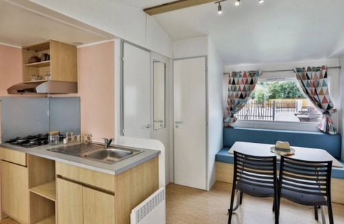 Angles House | ZEcamping 4* piscine couverte dog friendly animations mobil-home BBQ