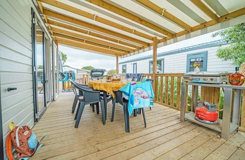 Brem Sur Mer House | ZEcamping 5 étoiles 600m plage parc aquatique pet friendly sauna