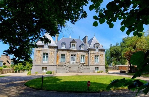 Saint-Ideuc Apartment | ZEcamping animaux acceptés locatif TV LV 6 pers