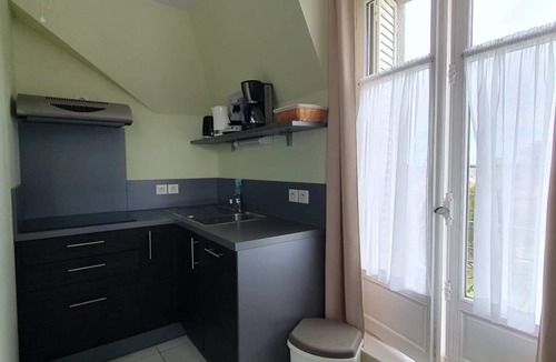 Saint-Ideuc Apartment | ZEcamping dog friendly locatif TV LV 6 pers