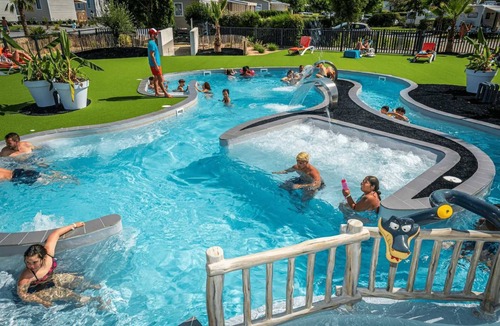 Olonne-sur-Mer House | ZEcamping espace aquatique animaux acceptés animations locatif 8 pers