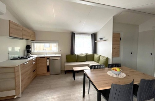 Aubigny House | ZEcamping 4* parc aquatique animations bien-être cottage TV LV clim
