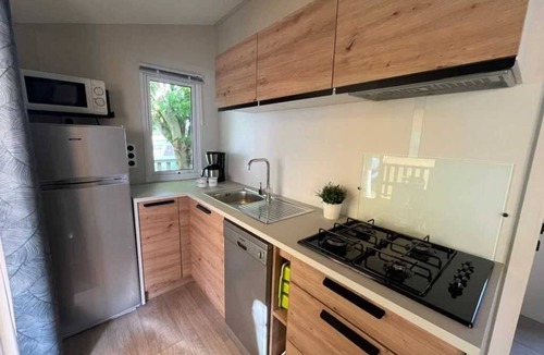 Aubigny House | ZEcamping 4* piscine couverte locatif TV 33m2 6 pers