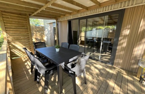 Aubigny-les-Clouzeaux House | ZEcamping 4* animé espace aquatique sauna hammam locatif TV LV BBQ