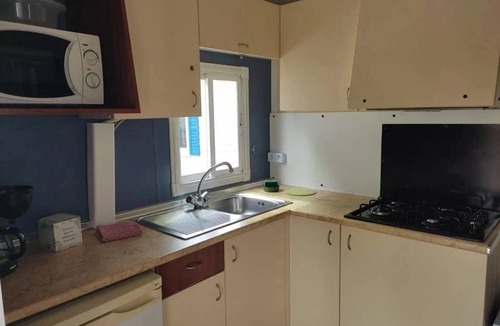 Massillargues-Attuech House | ZEcamping 3 étoiles piscine chiens acceptés mobil-home BBQ 30m2 4 pers