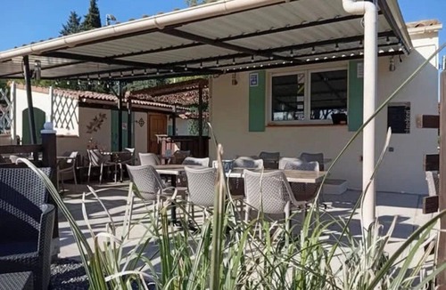 Massillargues-Attuech Ski Chalet | ZEcamping 3 étoiles piscine animaux acceptés chalet BBQ 34m2 4 pers
