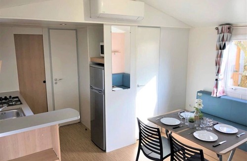 Sigean House | ZEcamping 3* piscine chauffée chiens acceptés mobil-home TV clim 27m2